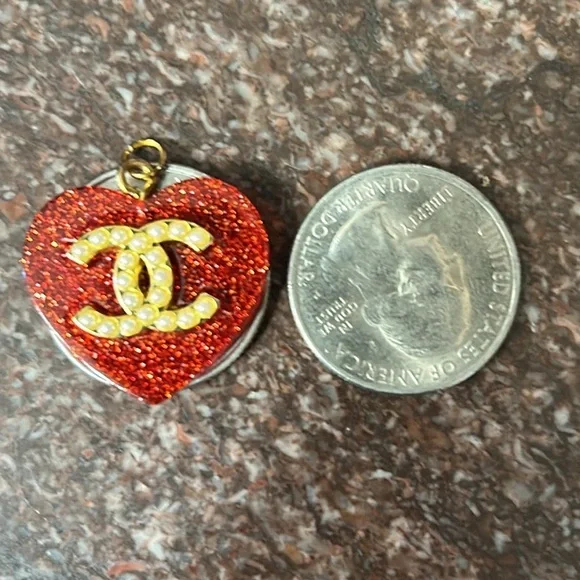 CC Heart Pendant charm - Picture 8 of 9